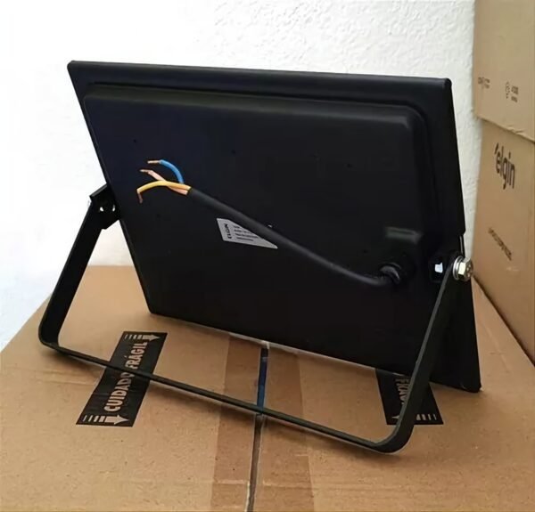 Refletor de Led Holofote 150w 6500k Branco Frio bivolt-elgin - Imagem 3